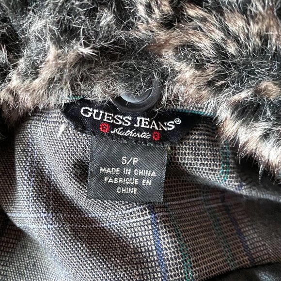 Guess Plaid Puffer Vest with Faux Fur Collar - S - Picture 6 of 6